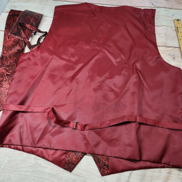 Daniel Ellissa Size 2XL Mens Red Foil Paisley Vest Tie Pocket Square Set New - Picture 6 of 7